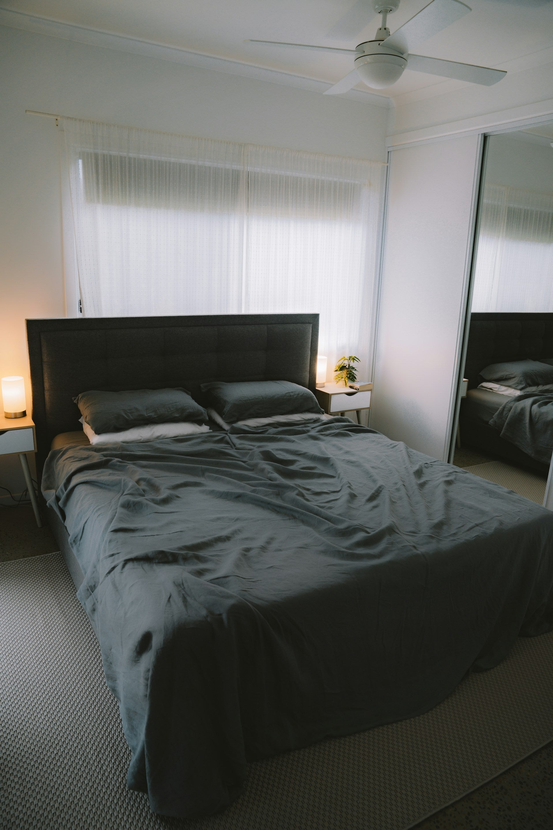How to Style Your Bed with Linen for That Effortless "Quiet Luxury" Look
