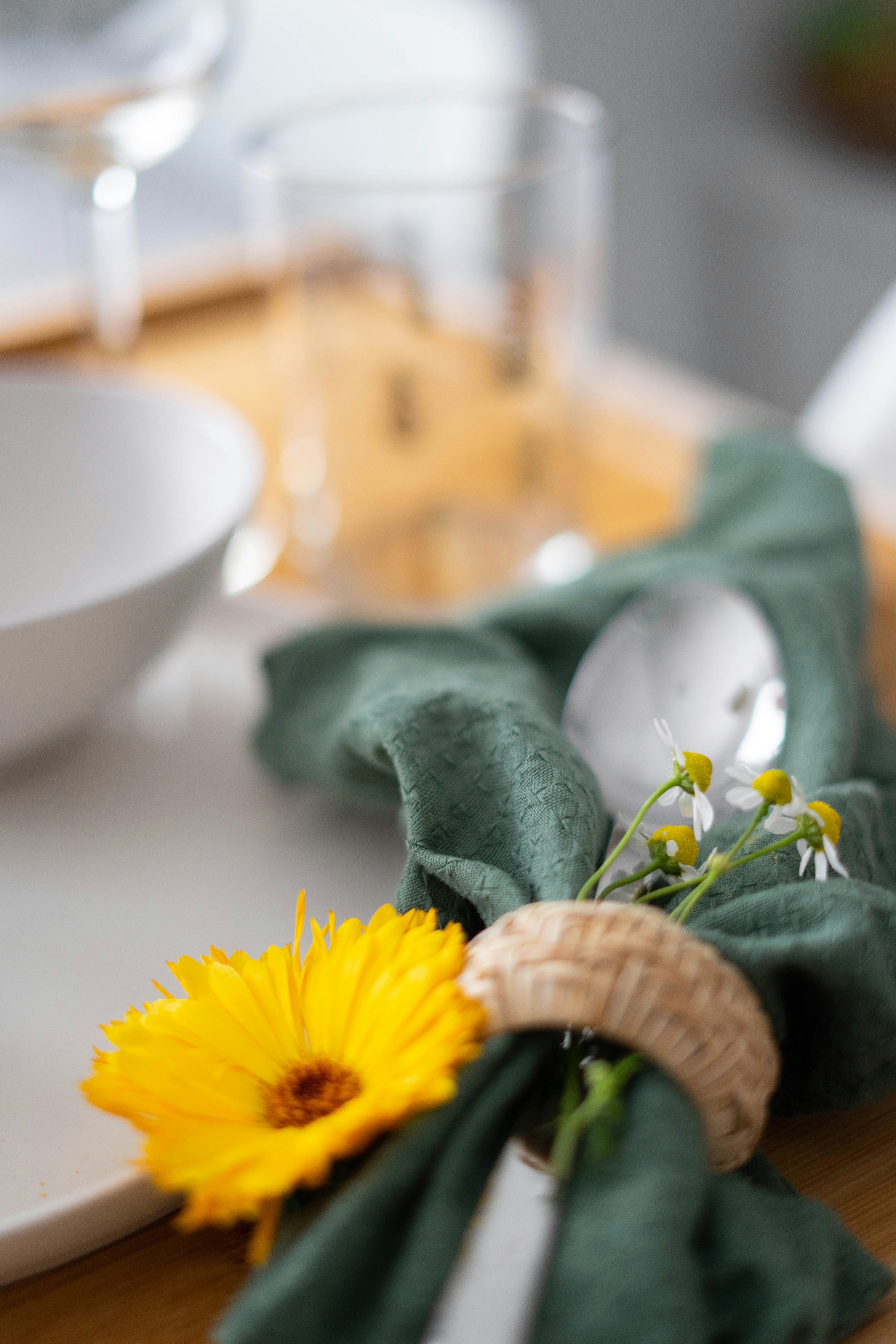 Hostess Gifts They’ll Actually Use: Why a Set of Cloth Napkins is the Perfect Choice