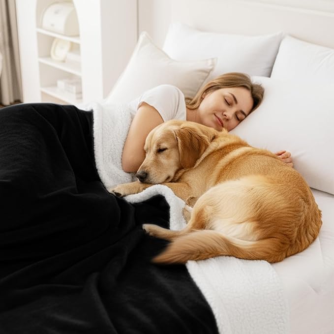 Smiry Waterproof Blanket Throw for Large Dogs, Soft Reversible Dog Blanket for Sofa Couch Bed, Washable Leakproof Sherpa Fleece Furniture Couch Protector(50"x60", Black/White)