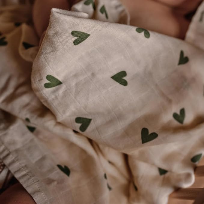 Huxie Swaddle - 100% Organic Cotton - Muslin Swaddle Blankets for Newborn, 47" x 47" (Green Hearts)