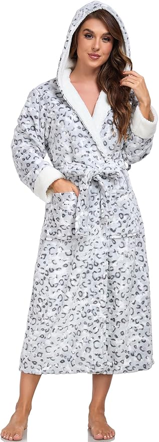 RONGTAI Womens Plush Fleece Hooded Bathrobe, Thick Nightgown Long Robe Sleepwear with Two Side Pockets and Belt