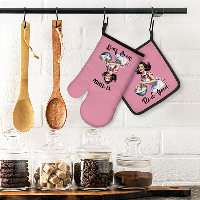 Whip it Real Good Funny Oven Mitts and Pot Holders Set, Humor Chef Tools, Vintage Baking Great Kitchen Mitts, Gifts for Dessert Lovers, Birthday Cooking Gifts for Female Chef Baker Friends