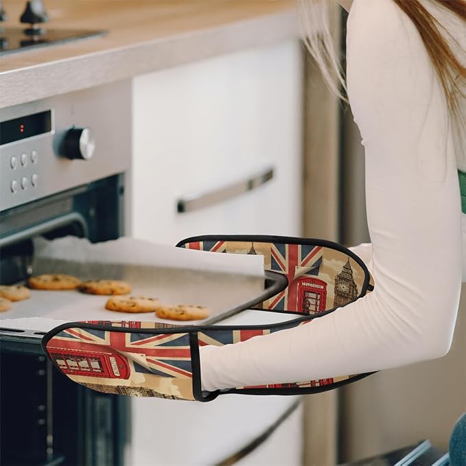Long Double Oven Mitt for Baking London Red Telephone Booth Big Ben Union Jack Heat Resistant Quilted Double Oven Glove Potholder for Cooking Grilling Christmas, Washable