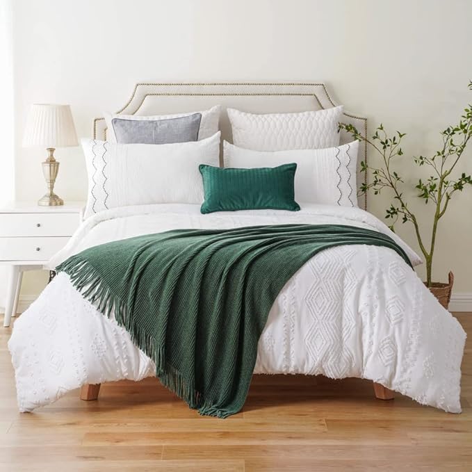BATTILO HOME Dark Green Throw Blanket for Couch, Soft Chenille Knit Throws with Tassels for Home Decor, Spring Green Throws for Couch Cover, 50"x60"