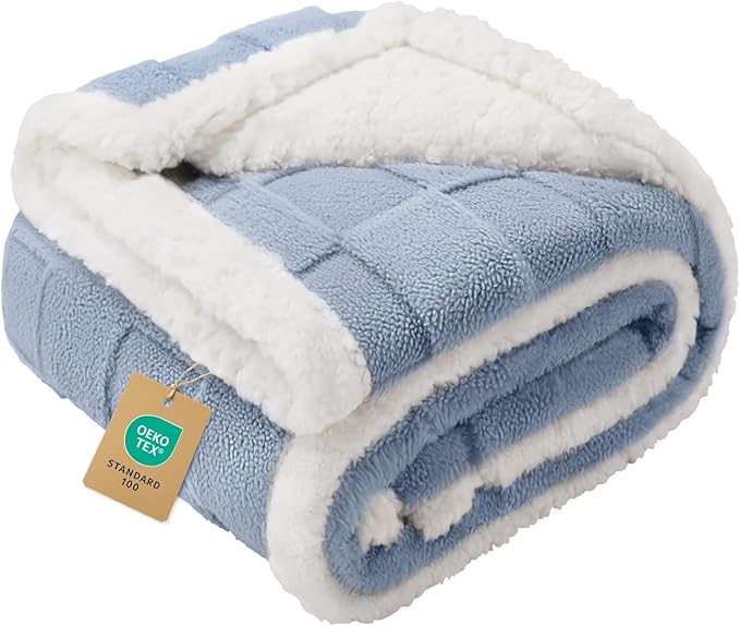 Luciphia Waterproof Dog Blanket for Small Dogs Washable Soft Sherpa Fleece Cat Blankets with 3D Jacquard Cozy Calming Reversible Couch Protector Furniture Protection for Pet, Blue White, 40x28 inch