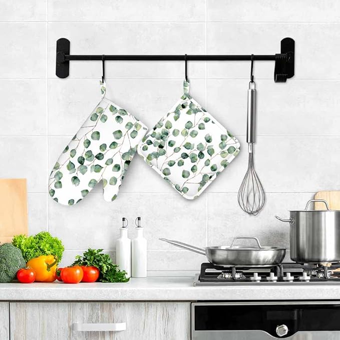 Mxocom Green Leaves Silicone Oven Mitts and Pot Holders Sets Eucalyptus Round Leaf Foliage Branches Twig Natural Plant Repeat BBQ Gloves for Kitchen,Cooking,Baking,Grilling