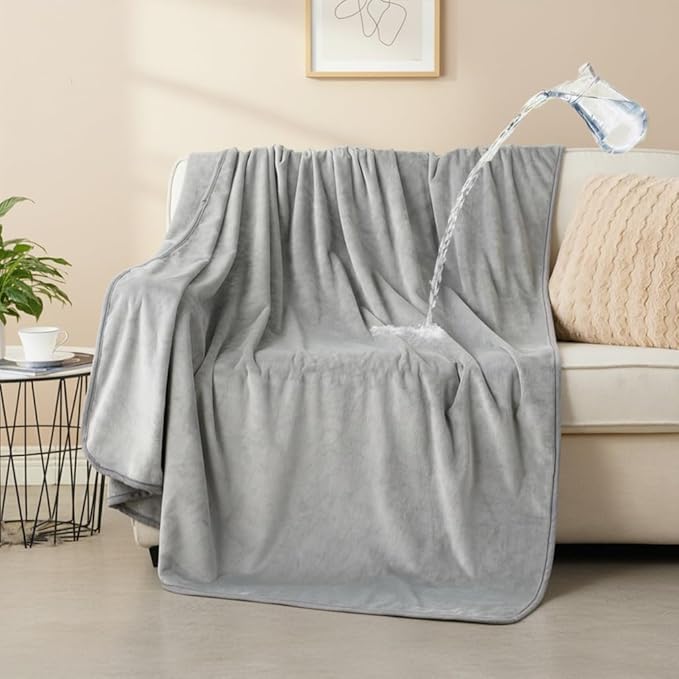 CAPT.SNOOZE Waterproof Dog Blankets Light Grey, 30"x40" Cat Blanket for Indoor Cats, Soft Fluffy Sofa Car Bed Protector, Reversible Leakproof Flannel Puppy Blanket for Small Medium Dogs