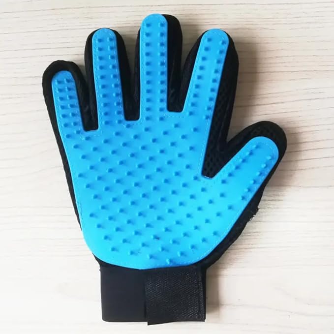 GentleGroom 259-Tip Pet Grooming Glove for Dogs & Cats – Deshedding & Hair Removal Mitt, Fur Peels Off Clean, Washable, Adjustable Wrist