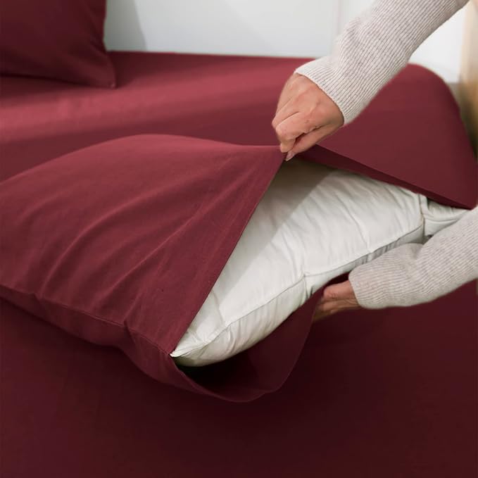 Simple&Opulence Belgian Linen Sheet Set Solid Color - 4 Pieces (1 Flat Sheet, 1 Fitted Sheet & 2 Pillowcases) Natural Flax Cotton Blend Soft Breathable Farmhouse Bedding - King Size, Burgundy Red