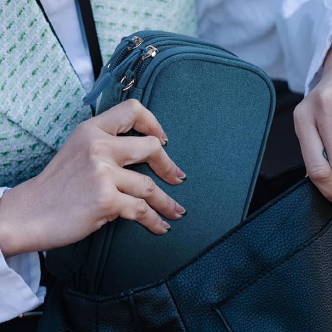 CAAORDKSO Electronics Organizer Pouch, Travel Cable Organizer Bag Waterproof Portable Electronic Accessories Organizer Case for Cable, Cord, Charger, Phone, Power Bank, Earphone (Dark Green, Large)