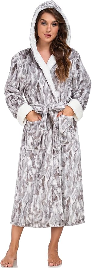 RONGTAI Womens Plush Fleece Hooded Bathrobe, Thick Nightgown Long Robe Sleepwear with Two Side Pockets and Belt