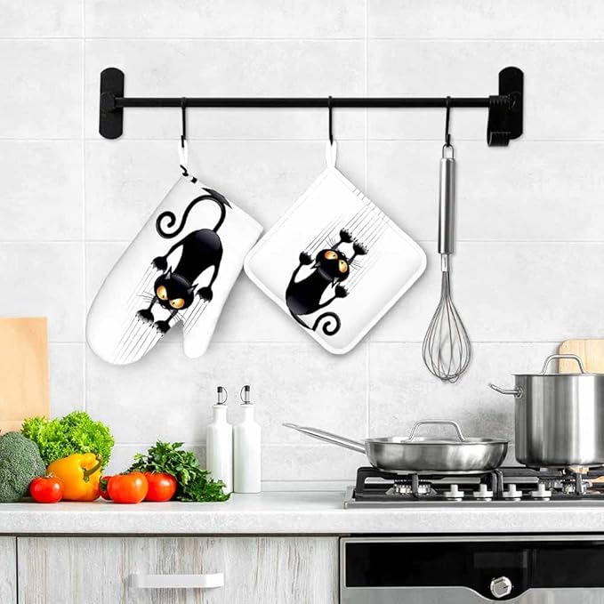 Mxocom Funny Cat Oven Mitt and Pot Holder with Silicone Black Cat Cartoon Scratching Wall Heat Resistant Kitchen for Cooking BBQ Baking Grilling Spring/Summer