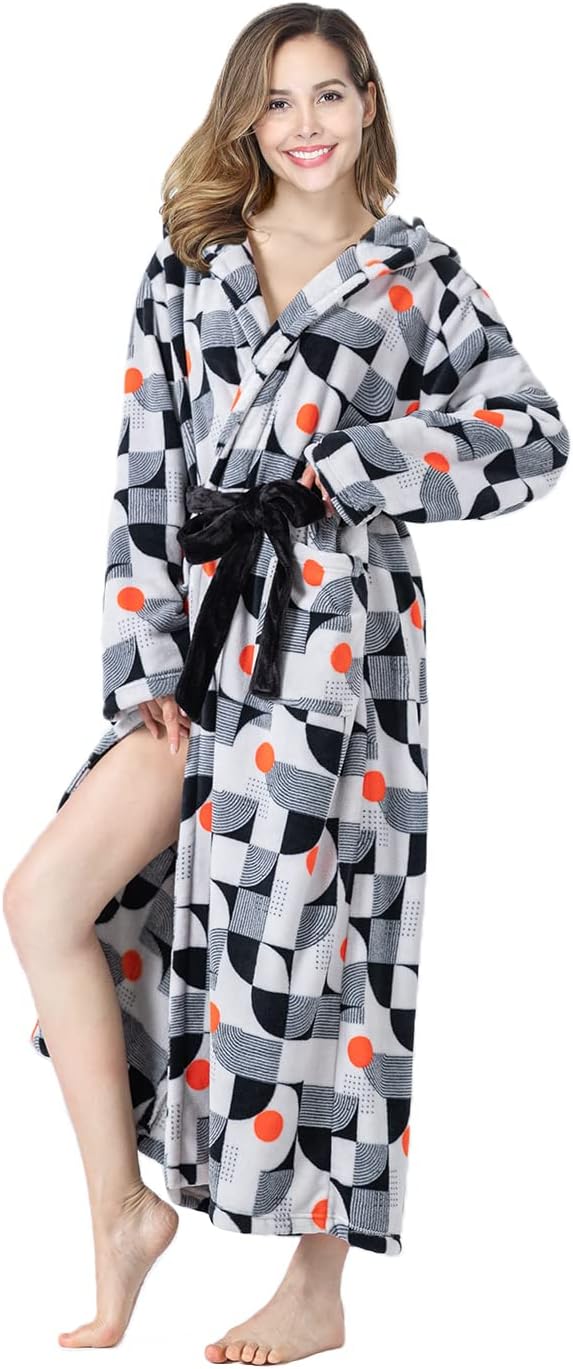 RONGTAI Womens Robes Plush Fleece Hooded Bathrobe Thick Nightgown with Pockets Fluffy Sleepwear