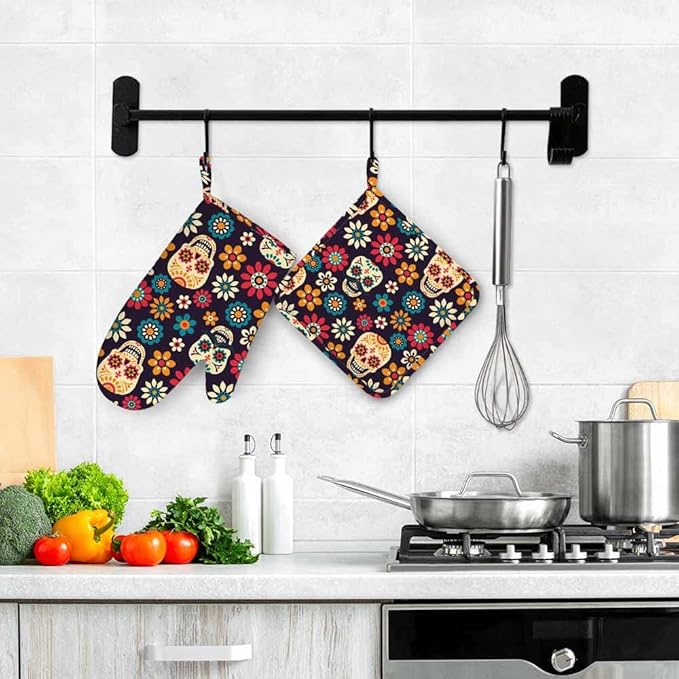 Mxocom Day of The Dead Oven Mitts and Pot Holders Sets Sugar Skulls and Flowers Seamless Pattern on Dark Background Silicone Heat Resistant Kitchen Oven Gloves Pot Holder for Cooking