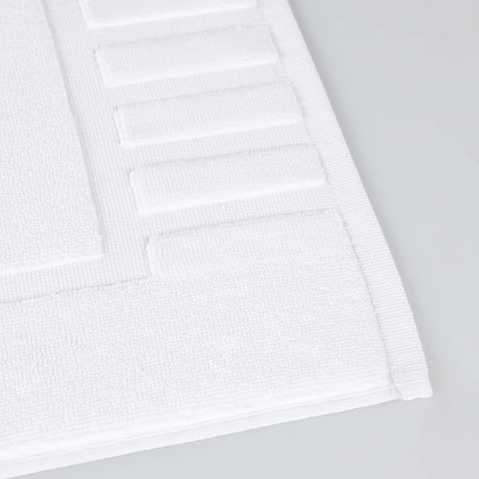 Superior 100% Cotton Bathmat Set, Bath Mats, Bathroom Decor, Shower, Bathtub Essentials, Home Accessories, Washable Rug, No Backing, Heavyweight, Leo Collection, Set of 2, 22" x 35", White