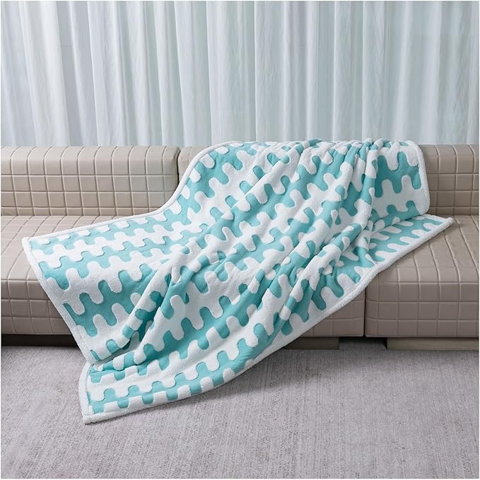 Maidewow Waterproof Pet Blanket,Dog Bed Covers Couch Sofa Stylish Jacquard Pets Throw Blankets for Puppy Cats Washable Reversible Furniture Protection Covers (Blue Wave,L)