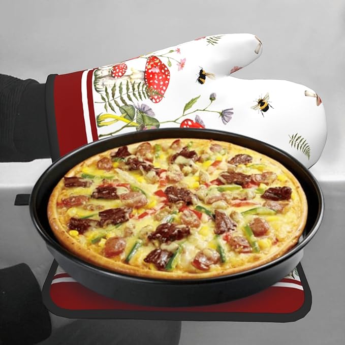 Mushroom Oven Mitts and Pot Holders Set of 2，Wildflower Botanical Heat Resistant Oven Gloves Funny Decorative Kitchen Hot Pads and Mitts for Chef Baking Cooking Grilling