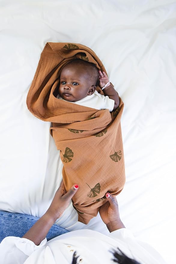 Leyl&Ari Muslin Baby Blanket | Newborn Essentials | Receiving Swaddle Blankets for Boys Girls (Ginkgo Leaves)