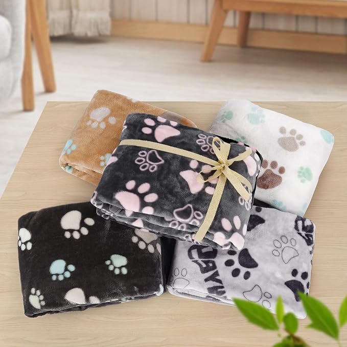 Gowyeg Dog Blankets for Large Dogs, Upgraded Pet Cat Flannel Blankets Washable, Premium 300GSM Soft Pet Throw Cover for Kennel Crate Bed, Sofas, Cute Paw Pattern, 80x60 inch, Grey
