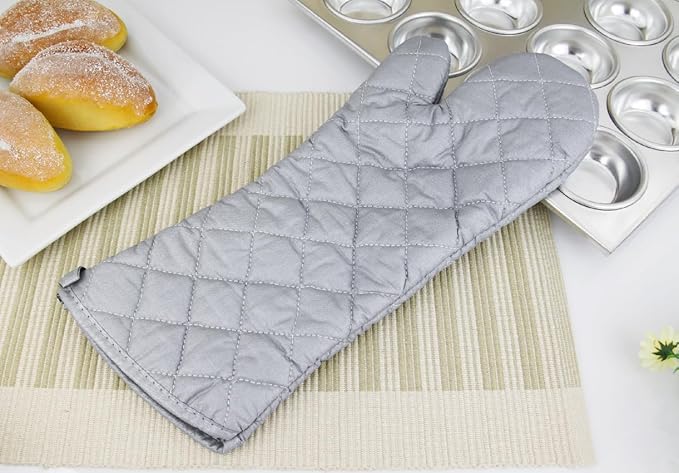 YUANQIAN 17 Inch Extra Long Oven Mitts Heat Resistant Cotton Lining Oven Thick Gloves Kitchen Food Service Mittens for Pot Holders Cooking Baking BBQ, up to 482f (Silver, 17inch)