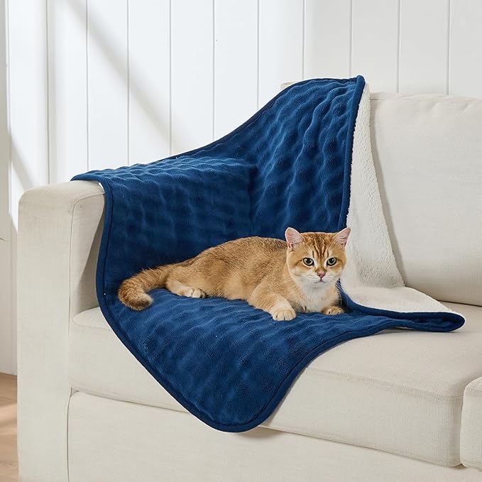 Yaning Waterproof Blanket for Bed Couch Sofa Car, Soft Leakproof Dog Blanket with 3D Bubble Pattern, Reversible Water Proof Pet Blankets for Dogs Cats Puppies (30"x40", Navy Blue)