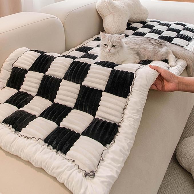 HYuMCCyhT Backseat Pet Bed Mat Dog Bed for Car Deluxe Dog Seat Covers Non-Slip Travel Pet Mat Fit for Backseat Extenders Car Seat Protector (Black+White, for Cars/SUV/Small Truck (54"×24.8"))
