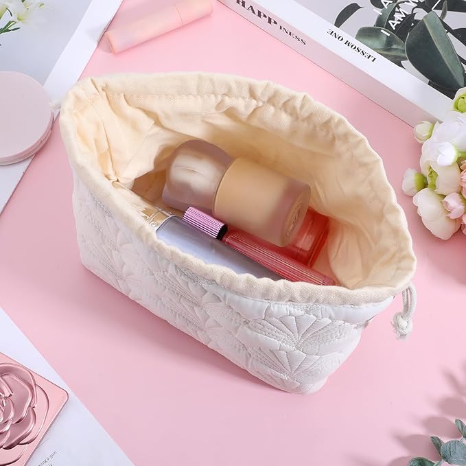 Thinp Quilted Makeup Bag, Cotton Makeup Pouch Coquette Quilted Toiletry Bag Portable Floral Cosmetic Bags Cute Seashell Travel Toiletry Pouch for Women and Girls (White)