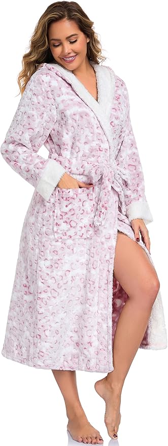 RONGTAI Womens Plush Fleece Hooded Bathrobe, Thick Nightgown Long Robe Sleepwear with Two Side Pockets and Belt