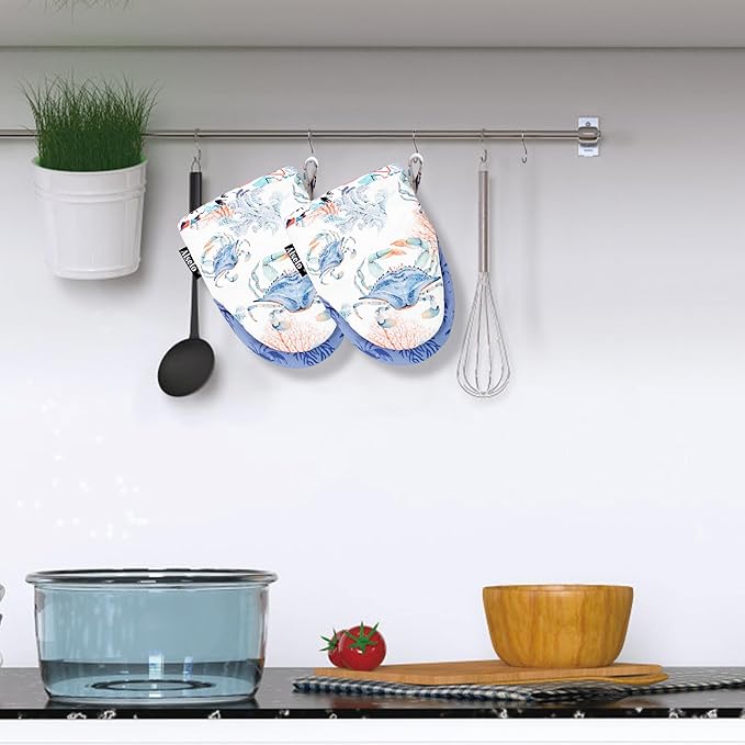 Mini Oven Mitts,2pk - Silicone Little Kitchen Gloves, Heat Resistant with Non-Slip Grip and Soft Quilted Cotton Lining for Safe Backing Cooking Barbecue (Lilac, Crab)