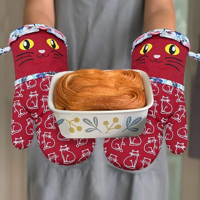 Oven Mitts, Heat Resistant with Soft Quilted Cotton Lining Set of 2, Fashion Animal Design with Silicone Printing Anti-Slip Kitchen Gloves for Safe Backing Cooking Barbecue (Red 2)