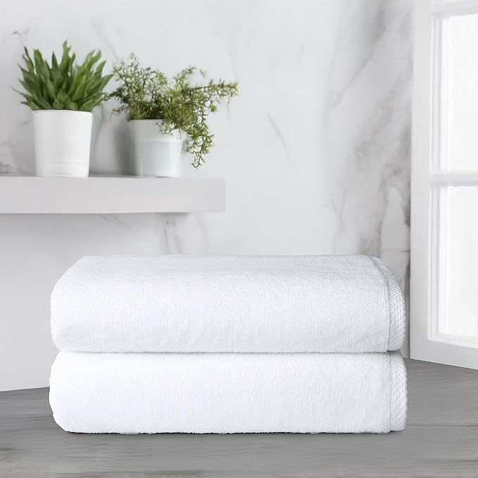 Amazon basics 2 piece Lightweight quick-dry bath towel, 100% cotton, White, 54" x 30"
