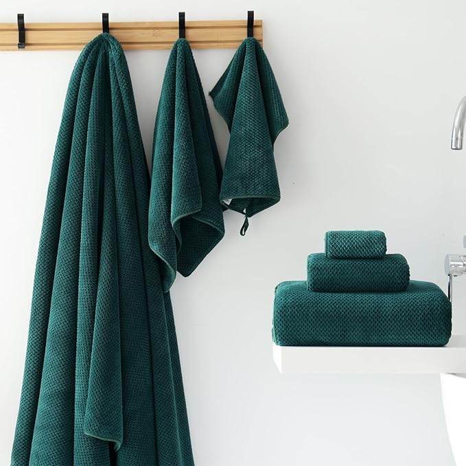 Akzpe 40x80 Inches Bath Sheets Towels for Adults Oversized Bath Towels Extra Large Luxury Super Soft Absorbent Quick Dry Microfiber (Dark Green,2PCS)