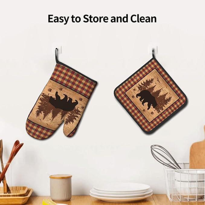 Black Bear Oven Gloves and Pot Holders Forest Cabin Wildlife Kitchen Mitts Hot Pads Farmhouse Red Green Buffalo Plaid Decorative BBQ Essentials and Accessories for Chef Cooking Baking Gifts