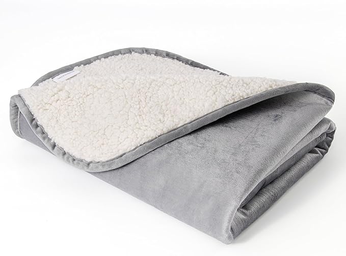 Bigbeer Waterproof Dog Blankets for Medium Dogs, Washable Pet Blanket for Indoor Cats, Plush Sherpa Puppy Throw Furniture Protector for Bed Couch Sofa(30"x40",M,Darkgrey)