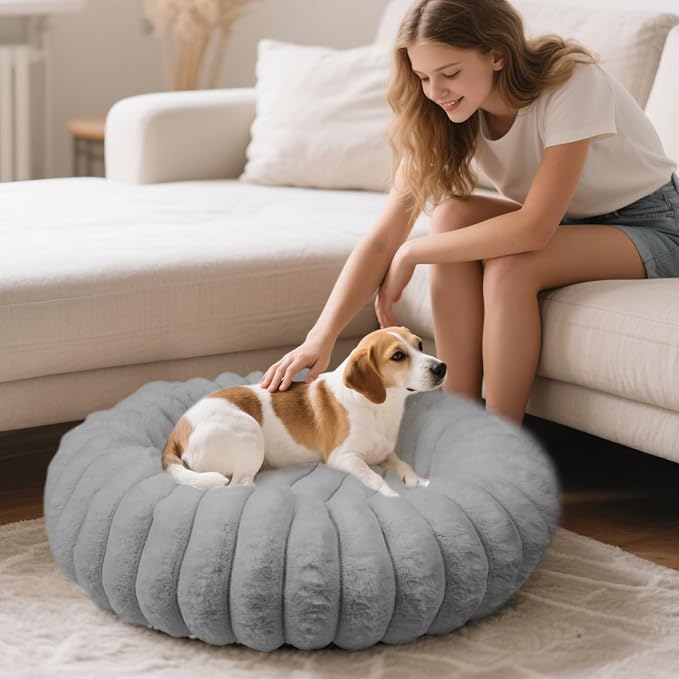 Vhen When Donut Dog and Cat Bed, Luxurious Comfortable Faux Rabbit Fur Pet Beds, Soft Anti-Anxiety Calming Puppy Kitten Bed with Anti-Slip Bottom for Small Medium Dogs & Cats(23", Grey)