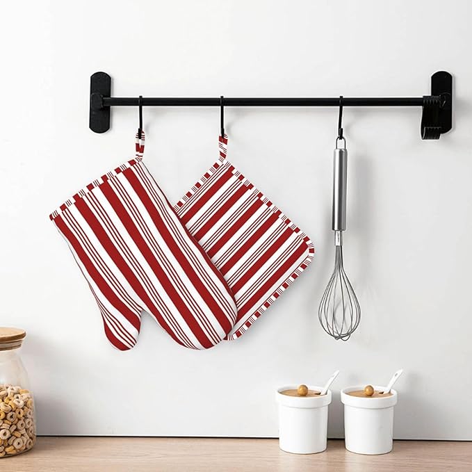 Abstract Red and White Striped Oven Mitts and Pot Holders Set, 4pcs Candy Cane Pattern Christmas Silicone Oven Glove for Kitchen Heat Resistant Oven Mitts and Potholders Non-Slip for Cooking