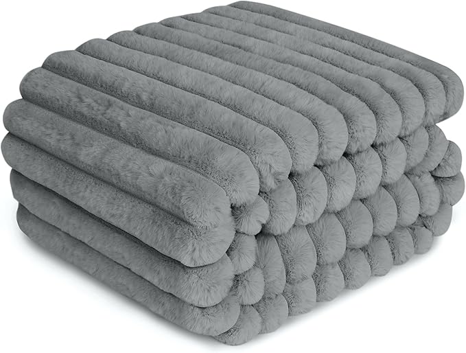 ZAKAPAWS Waterproof Dog Blanket for Bed, Luxury Plush Washable Large Dogs Blankets for Furniture Protection, Super Soft Calming Pet Blanket for Indoors (Grey, 60"x80")