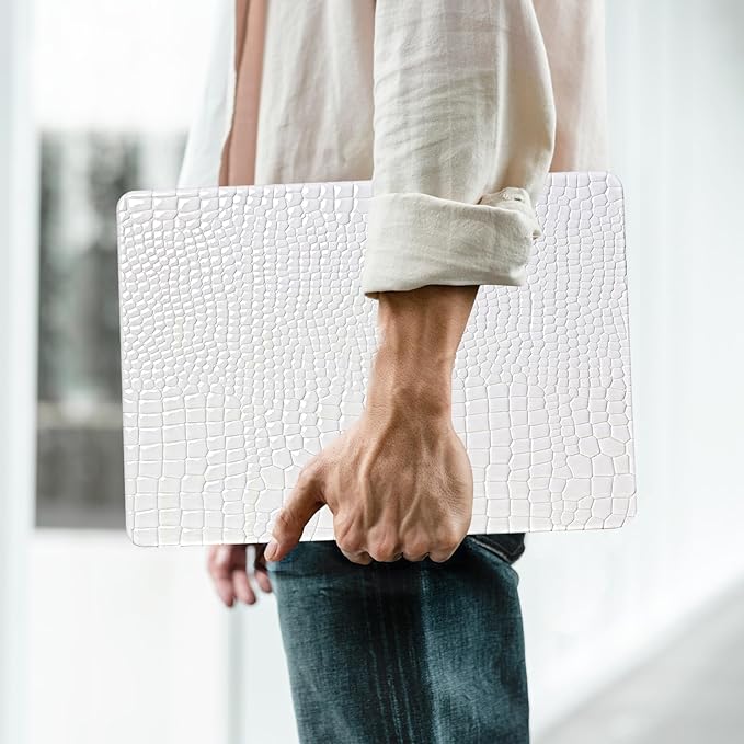 BYCeKe for MacBook Pro 14 inch Case 2025-2021 M5 M4 M3 M2 M1 A3434 A3112 A3185 A3401 A2918 A2992 A2779 A2442,Crocodile Textured Alligator Skin Print Leather Glossy Hardshell&Keyboard Cover Black,White