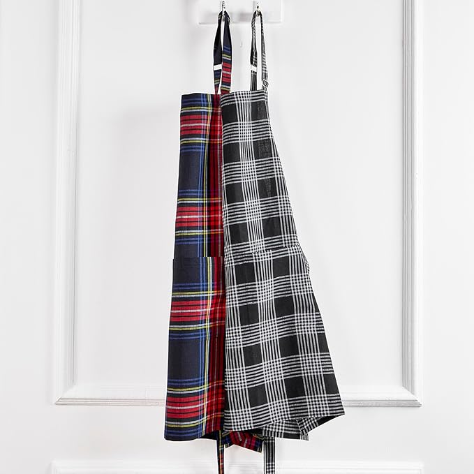 Solino Home Linen Bib Apron for Men & Women - 33 x 30 Inch Kitchen Apron with Front Pockets - Handcrafted from European Flax