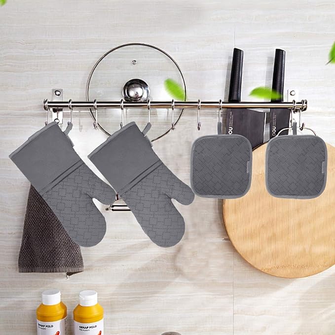 4Pcs Oven Mitts and Pot Holders Set, 572F Heat Resistant Oven Glove, Soft Cotton Lining with Non-Slip Surface for Kitchen Baking BBQ (Grey)