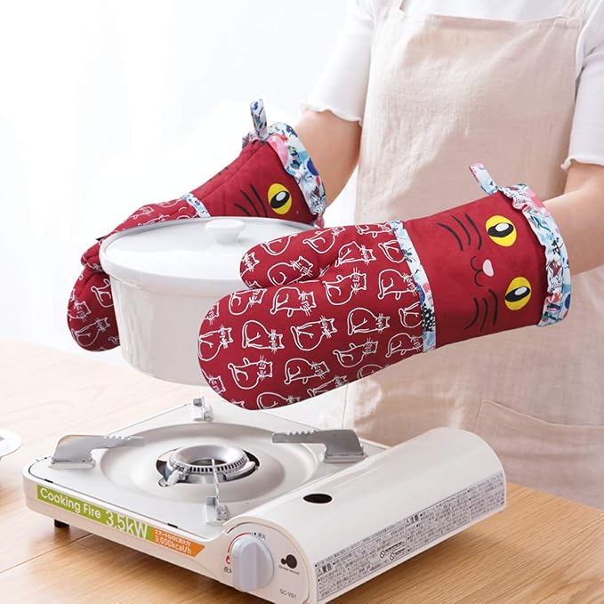 Oven Mitts, Heat Resistant with Soft Quilted Cotton Lining Set of 2, Fashion Animal Design with Silicone Printing Anti-Slip Kitchen Gloves for Safe Backing Cooking Barbecue (Red 2)