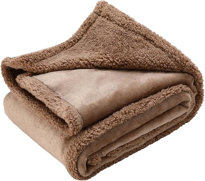 HOPRAI Dog Blanket, Waterproof Reversible Sherpa Fleece Throw Blanket, Furniture Cover for Bed, Couch, Sofa Protection from Liquid Pee and Pet Fur of Puppy, Cat (Light Coffee S28*39inches)