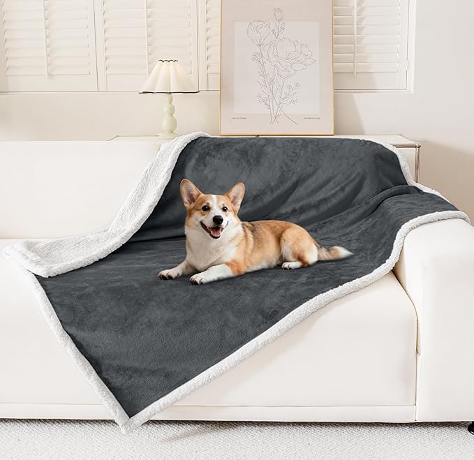 Smiry Waterproof Blanket Throw for Large Dogs, Soft Reversible Dog Blanket for Sofa Couch Bed, Washable Leakproof Sherpa Fleece Furniture Couch Protector(40"x60", Dark Grey/White)