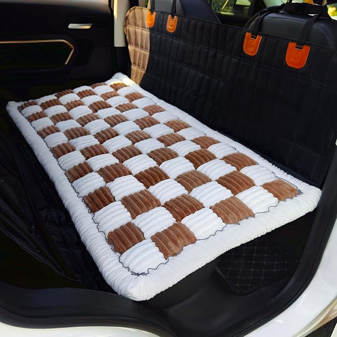 AEEISHOMEREFORM Backseat Pet Bed Mat, Truck Plaid Dog Bed for Car Back Seat, Deluxe Dog Seat Covers, Non-Slip Travel Pet Mat, Fit for Backseat Extenders and Trucks SUVs