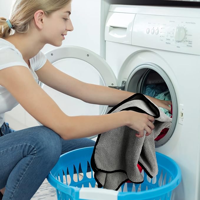Wipela 2Pieces Microfiber Pet Bath Towel Dog Towel.Dog Towel Soft Absorbent Drying for Small Medium Large Dogs and Cats with Great for Bathing and Grooming (35 x 20 Inch Grey)