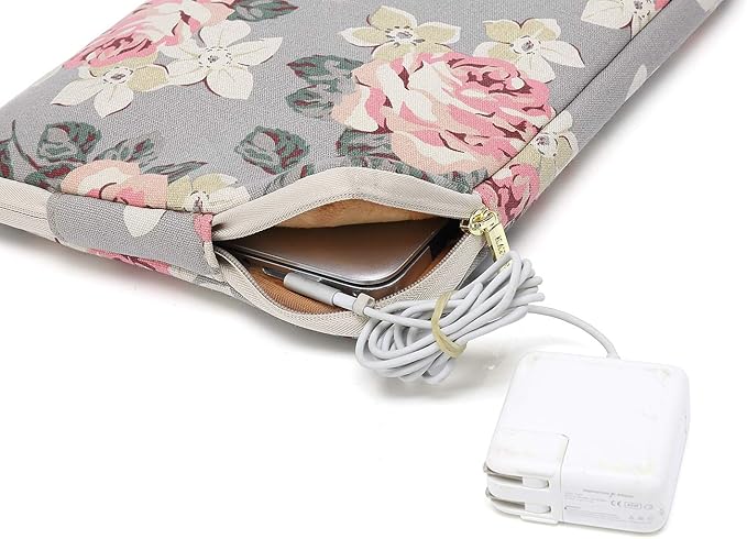 kayond Water-Resistant Canvas 13.3 Inch Laptop Sleeve-White Rose