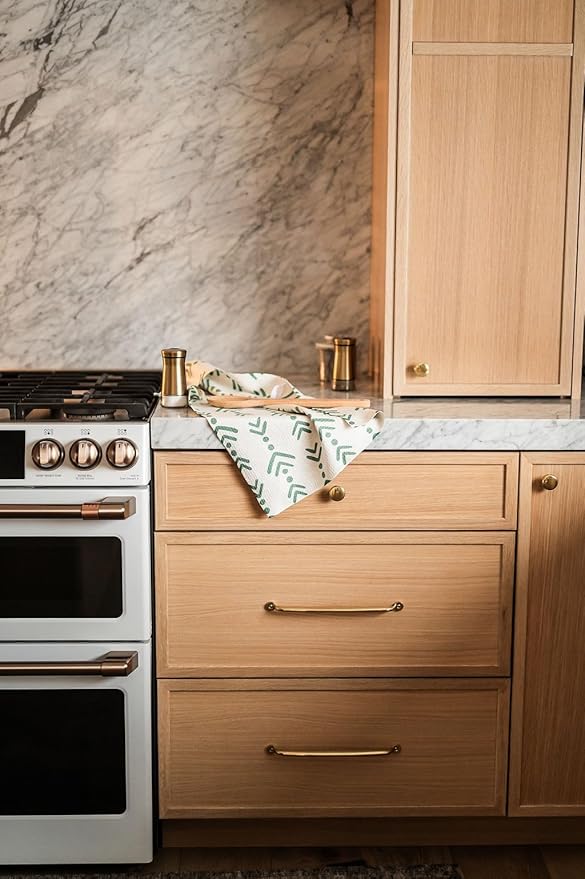 Desert Aqua 2 Pack Double Sided || Not Your Ordinary Kitchen Towels || Dish Towels ||Quick Dry || Waffle Weave Microfiber || Highly Absorbent || Hanging Hook (Blue Green Arrow)