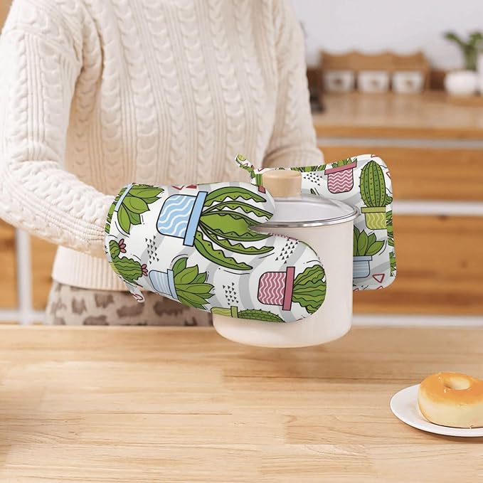 Silicone Oven Mitts and Pot Holders Sets, Home Cute Cactus Heat Resistant BBQ Gloves for Kitchen Baking Cooking Grilling Microwave