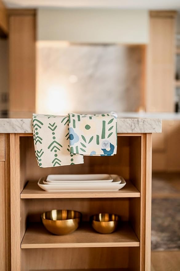 Desert Aqua 2 Pack Double Sided || Not Your Ordinary Kitchen Towels || Dish Towels ||Quick Dry || Waffle Weave Microfiber || Highly Absorbent || Hanging Hook (Blue Green Arrow)