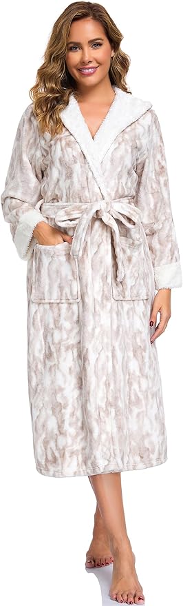 RONGTAI Womens Plush Fleece Hooded Bathrobe, Thick Nightgown Long Robe Sleepwear with Two Side Pockets and Belt